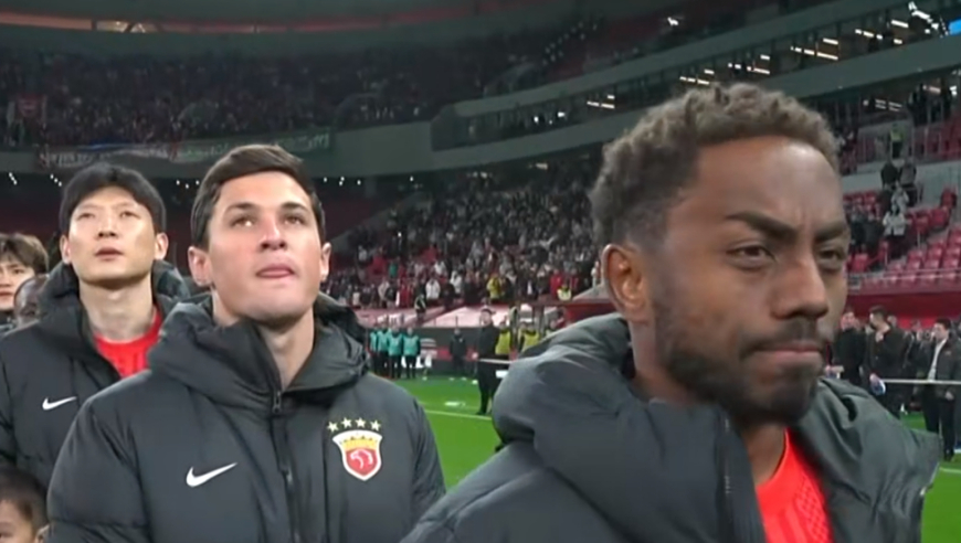 随着海港1-2爆冷输河南，海牛1-3，中超最新积分：榜首领先垫底队12分