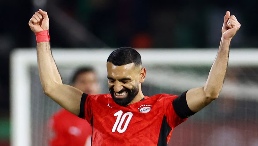 法老发威！萨拉赫扛翻对手进球+保姆级助攻，非洲杯埃及3-2进四强