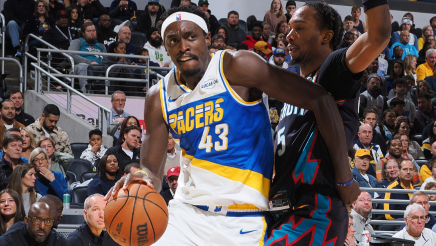 三罚一掷！原声回看西卡垫脚全程：被吹恶意犯规 是不是故意