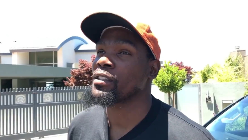 走进凯文杜兰特价值600万美元的湾区豪宅！