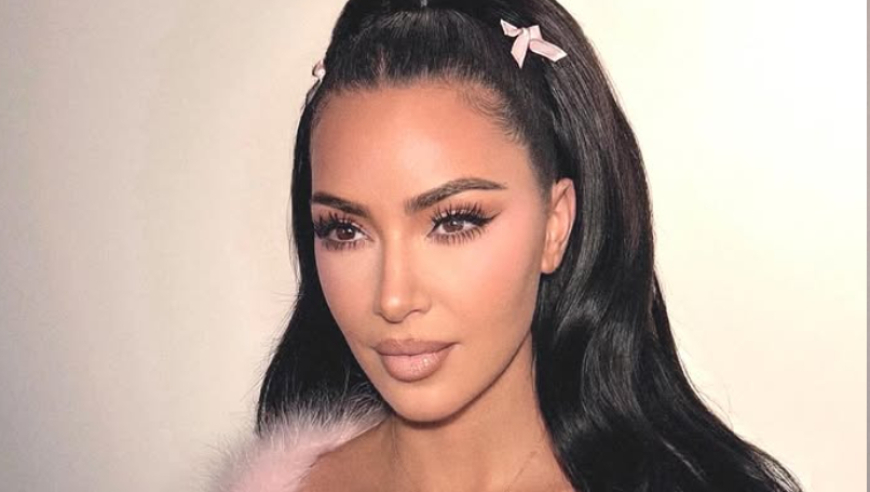 皮尔斯炮轰金卡：女性变成这样她有责任！都在整容成厚嘴唇+翘臀