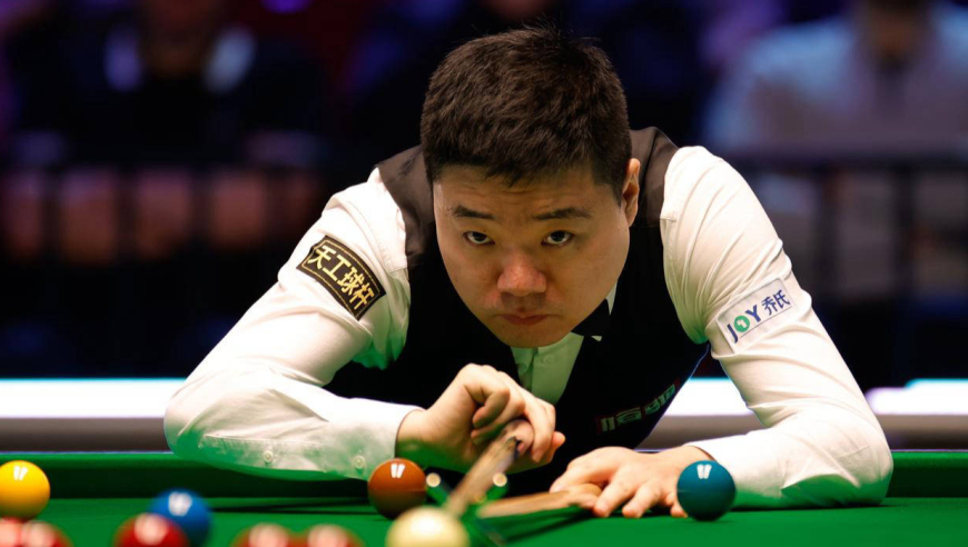 丁俊晖巅峰期诠释顶级斯诺克，极限攻防令对手窒息｜体坛名场面