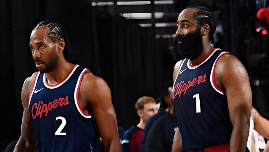 战神+登神！莱昂纳德与哈登联手第三节轰下30分全过程：双星闪耀