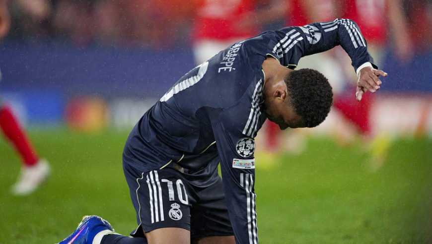 姆巴佩怒批全队：完全没想拼！活该无缘直通16强，被门将进球很丢人