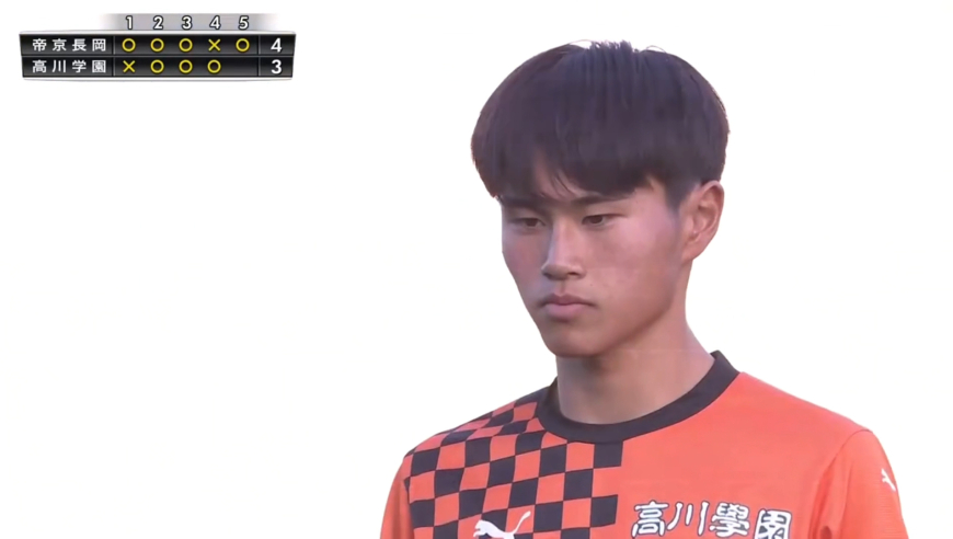 罚点球压力有多大？看看日本高中生罚生死局表现，甚至转身不敢看门将