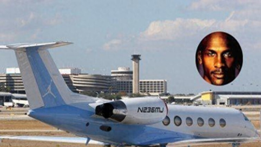 乔丹的飞机，科比的飞机，杜兰特的飞机，没有对比就没有尴尬！