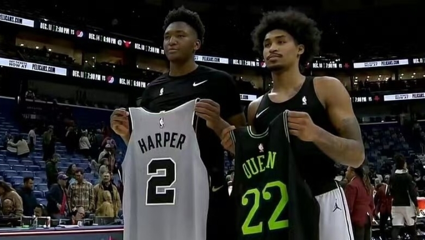 拒绝25分大逆转，拒绝爆冷！马刺3分险胜西部倒数第1，文班也传喜讯