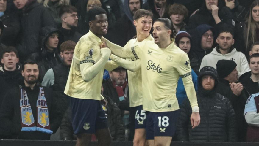 一场0-1爆出大冷门，埃梅里气炸了，被阿森纳拉开距离，争冠太难