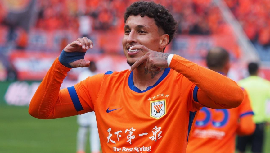 压着打！泰山犀利反击10分钟两球秒杀，山东3-0铁人开门红