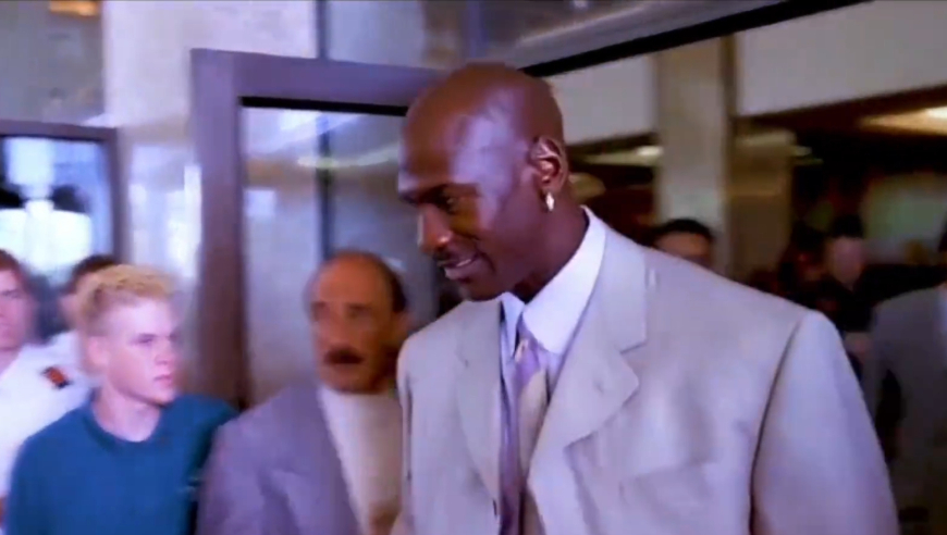 乔丹传｜乔丹的命到底有多硬？还没有成年，就死了好几次