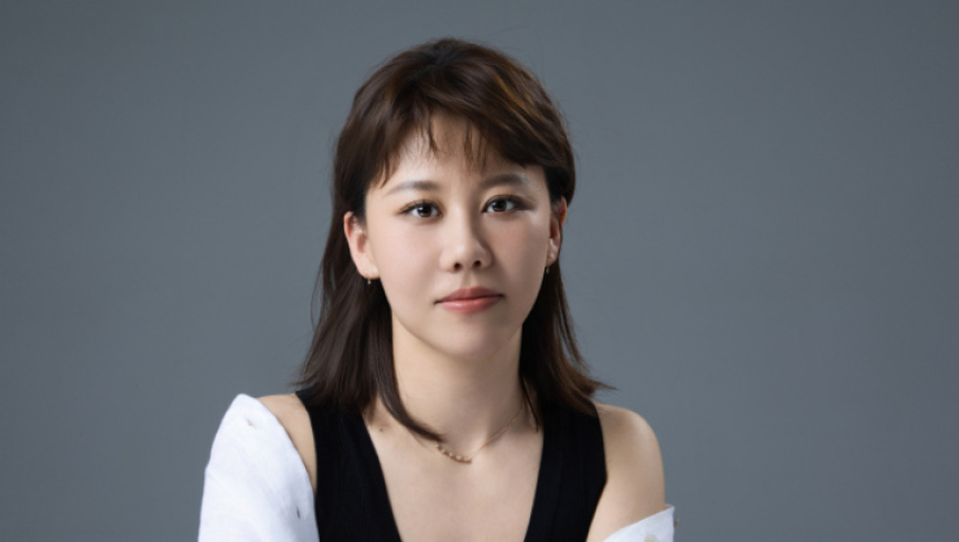 陈幸同晒写真照片，简练中透着一丝性感，漂亮极了