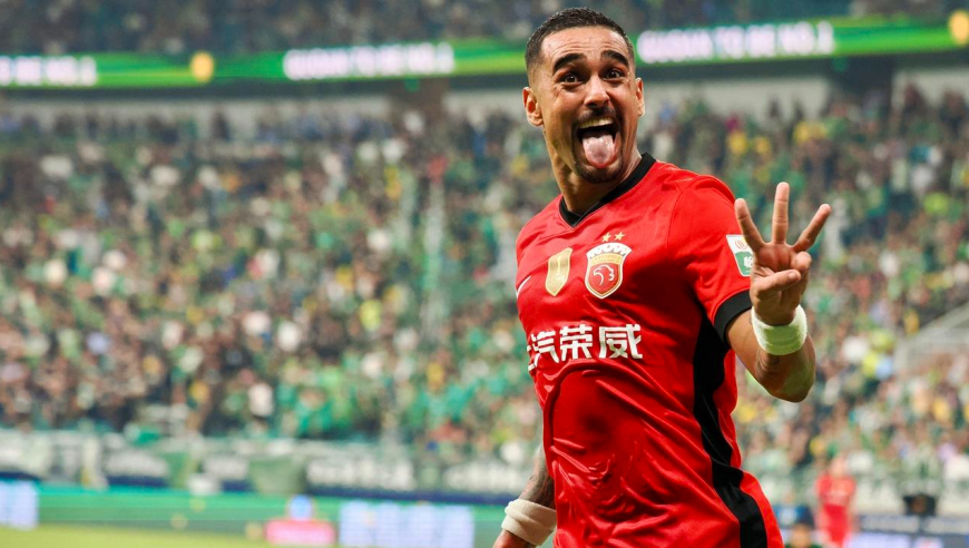 中超海港3-2送国安三连败： 莱昂纳多戴帽张稀哲破门难救主