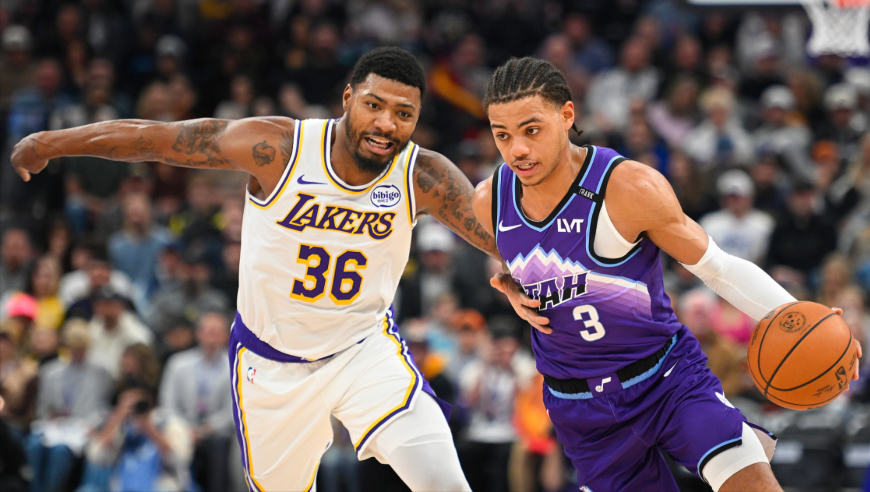 重大漏判！湖人两度获利险胜爵士 最后10秒两次关键犯规没吹