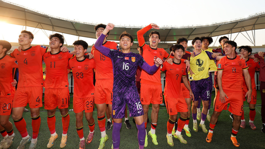 42岁国足前队长遭怒喷！诋毁U23后辈：点球晋级没意义，光去练防守的