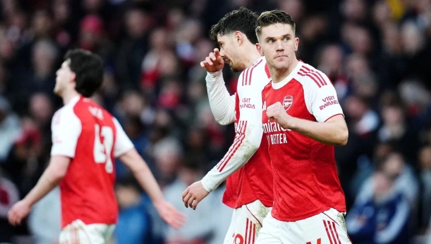 英超仅剩13轮比赛，争冠和保级的悬念都回来了