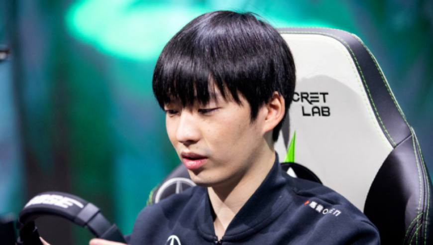 Cryin加入GEN首秀，俱乐部没有提供队服，网友表示太不尊重人了