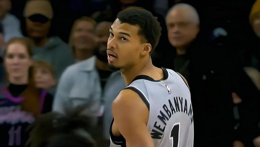 离谱到夸张！森林狼状态全无 马刺开场就轰16-0打崩森林狼全过程