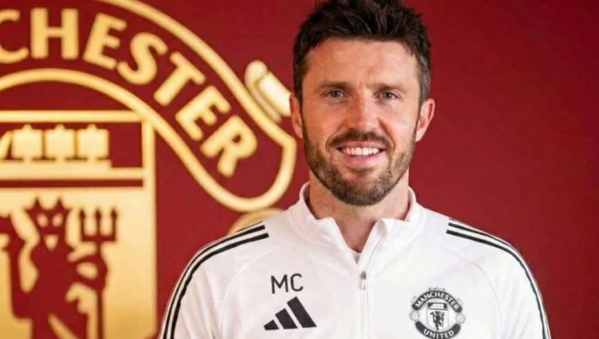 卡里克首获英超月度最佳，魔咒已提前发生！重用曼联一人可破咒