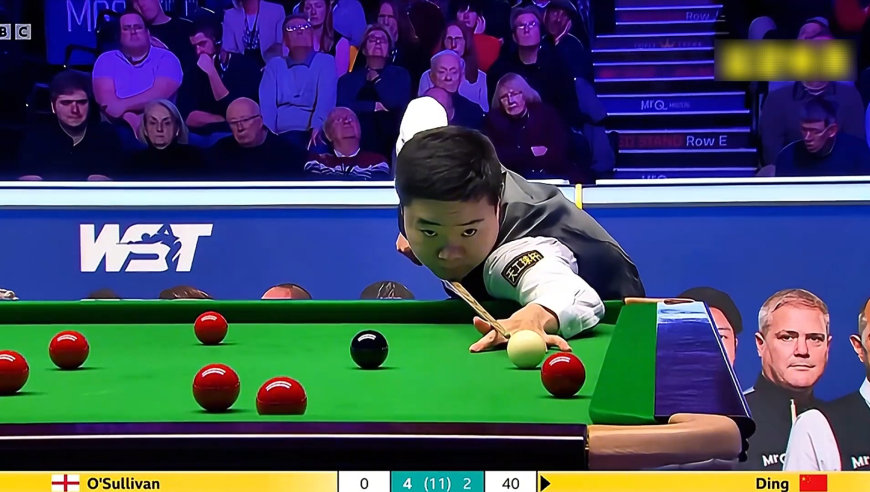 体坛记忆｜ 斯诺克大师赛历史第一，丁俊晖时隔17年再打满分，全场起立庆祝