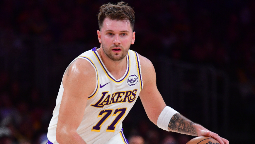 湖人133-121鹈鹕 球员评价：4人优秀，1人及格，4人低迷