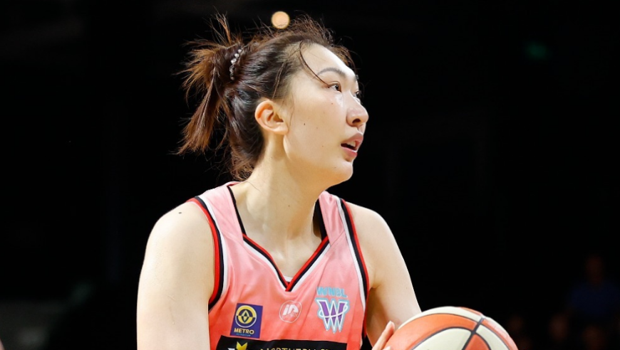 大爆发！韩旭28+13+4帽创多项新高 大胜联赛第一加盟3战全胜