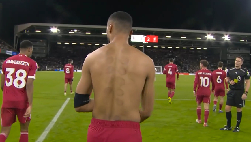 里沙利松申请好友！加克波补时破门脱球衣疯狂庆祝，3分钟后即遭对手世界波绝平