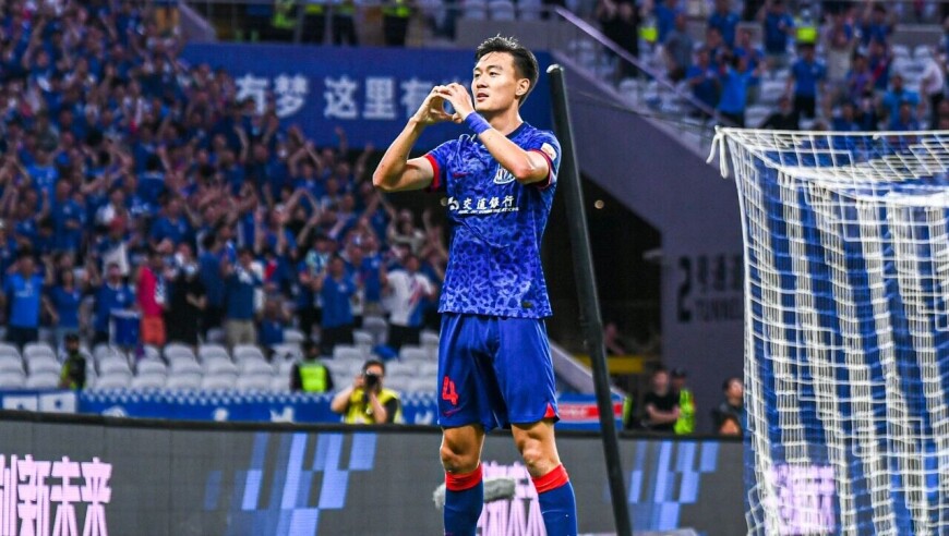 记者：蒋圣龙带330毫升肾脏积液征战半年多，刚完成手术