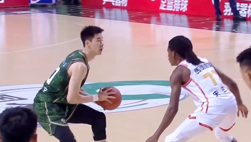 郭昊文25+6集锦：神奇3+1 被现场MC叫错名字太尴尬