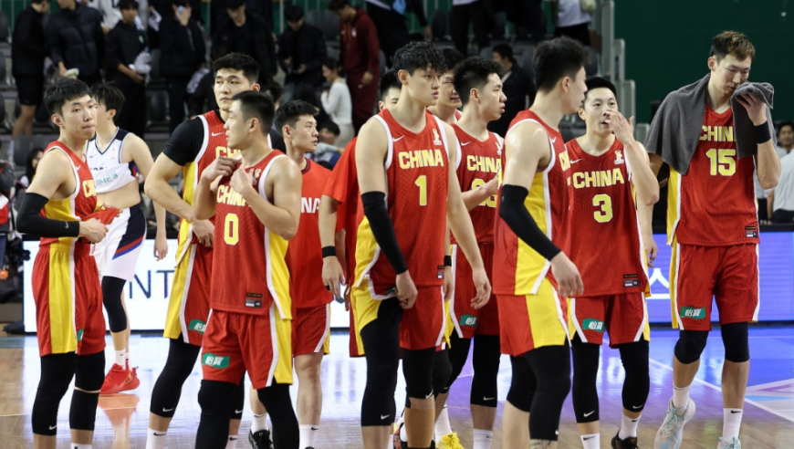 不拼就没有机会！男篮想进世界杯必召回留洋球员，八个小将都能回归