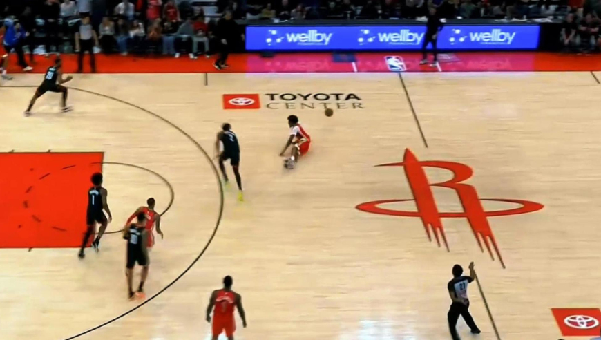 神剧情！鹈鹕最后7.6秒边线球失误 杜兰特两罚全中助火箭领先到3分