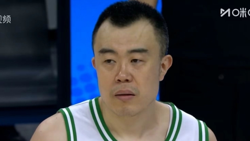 辽宁21分惨败无缘铜牌，高诗岩12+7俞泽辰17分，周琦16+13孙铭徽15+10