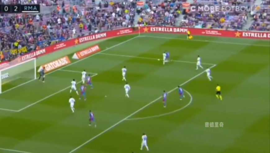 阿圭罗十佳进球，爱坤曼城的绝对传奇｜体坛记忆