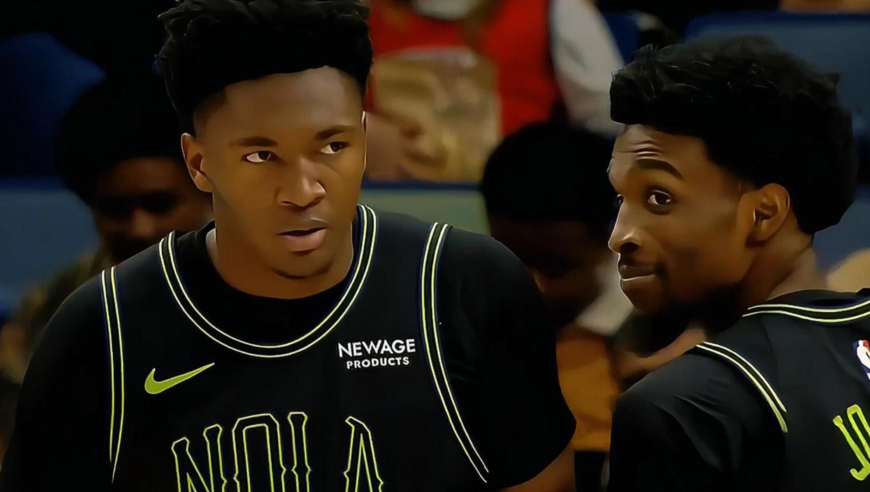 捡到宝了！鹈鹕奎因面对马刺第三节单节狂轰21分全过程：一球不丢