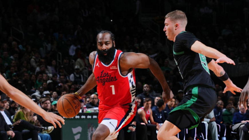 哈登最后19秒险封神全过程：连得9分强行续命 憾失绝平三分太懊恼