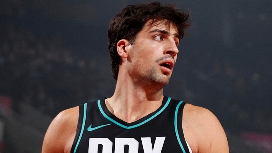 SGA轰46+6+6仍无缘今日最佳！对不起，你碰到杨瀚森队友了