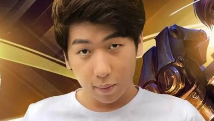 炫神被theshy和rookie联合起诉，律师直言没办法，赔偿金额最少6位数