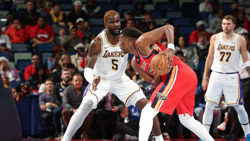 这不比浓眉香？湖人新援艾顿vs鹈鹕20分16篮板集锦：吃饼吃到吐