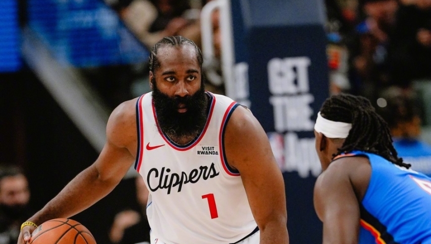 哈登单核空砍25+6+6！开场独得12分连创纪录 下半场仅3分0进球