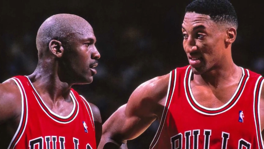 体坛记忆｜为了得到&ldquo;好婶婶&rdquo;拉尔萨皮蓬，马库斯乔丹付出了多大的代价？