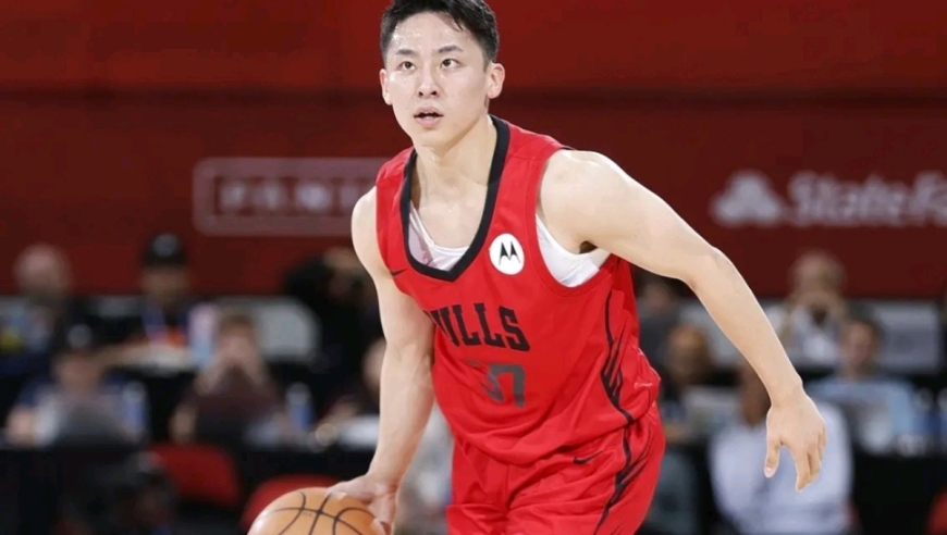4分4失误4犯规！兄弟梦该醒了，你真打不了NBA