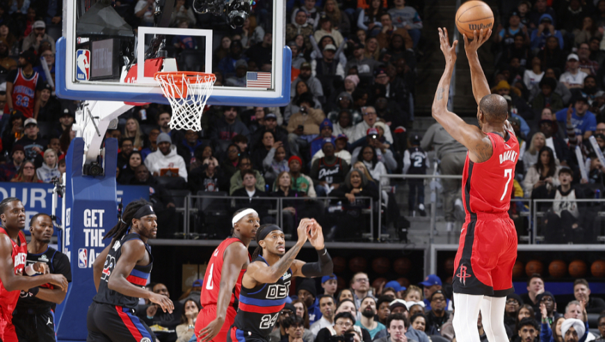 火箭活塞决胜时刻：活塞连造三分犯规疯狂反扑 火箭5罚3中定胜局