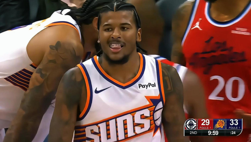 这是在打NBA？快船太阳连续失误+打铁 杰伦格林还两罚不中