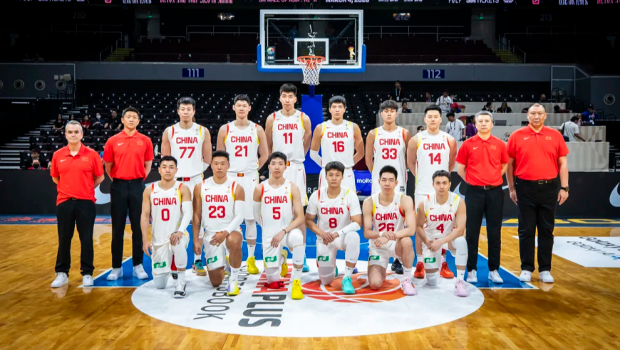 中国男篮战胜中国台北全场集锦：赵睿12+5+5 朱俊龙19分