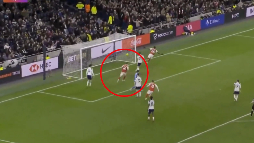 155秒欣赏哲凯赖什VS热刺个人集锦：梅开二度+策动，斩英超第10球首赛季进球上双