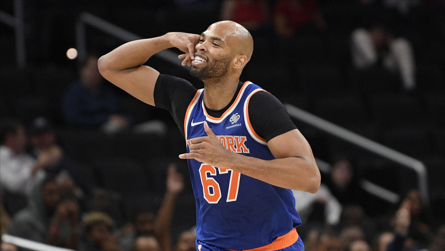 一夜6笔签约达成：湖人213cm中锋签约爵士，40岁老将复出加盟灰熊