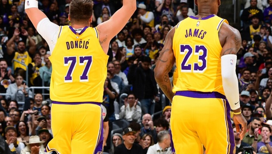 东契奇：詹姆斯的回归让一切都变得更简单，我们的目标是夺冠