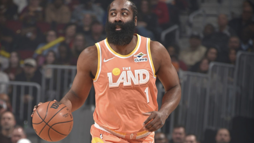 骑士拒绝尼克斯横扫！哈登20+4咧嘴大笑 转会后7战6胜剑指东部前三