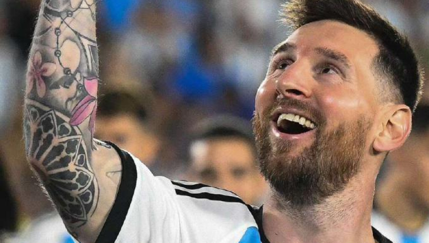 C罗对比梅西相形见绌，差距不止世界杯：梅西参加所有比赛全部出线，C罗三次小组赛出局