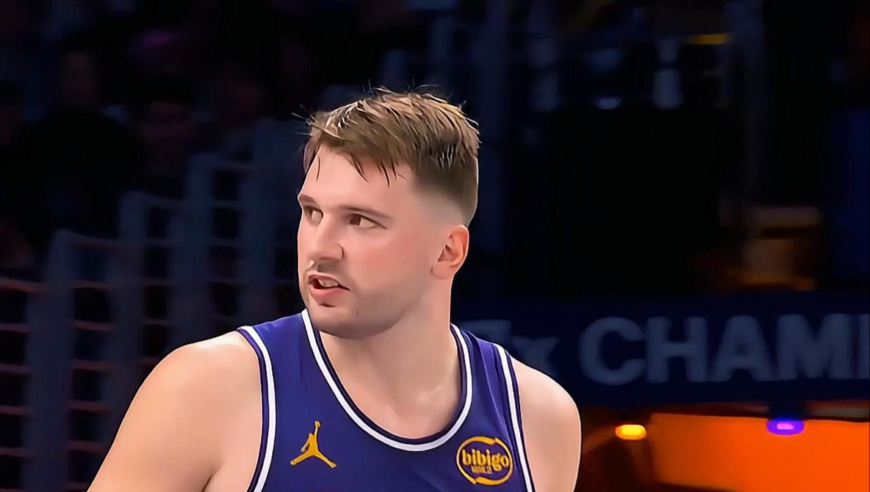 对攻！东契奇两罚全中+詹姆斯隔扣助湖人起势 随后马刺完成回应