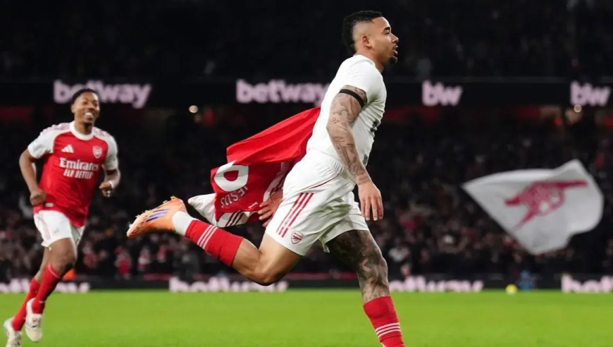 英超：阿森纳4-1终结维拉11连胜 特罗萨德传射建功 热苏斯破门